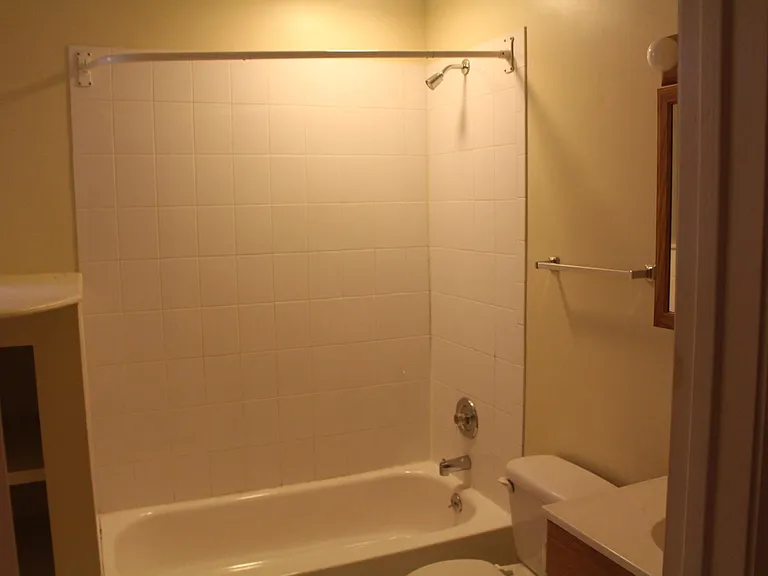 3708 N Fremont St #GDN — Photo 5