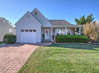 63 Trent Dr, Toms River, NJ