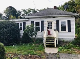 220 Wilbur Ave, Swansea, MA 02777