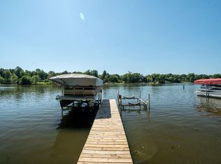 6518 Heidelberg Cir, Waterford, WI 53185