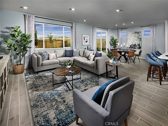 2nd image of 35042 Ouimet Way