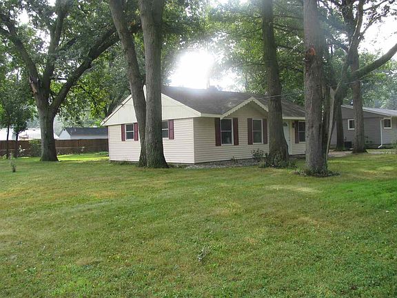 2nd image of 54248 Westwood Dr