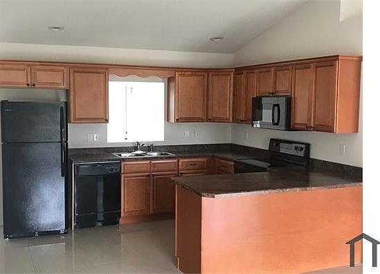 2nd image of 472 Lake Gloria Dr