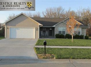 4465 Nature Ave, Manhattan, KS 66502