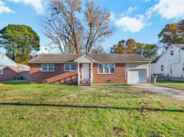 16 Westminister Dr, Hampton, VA 23666