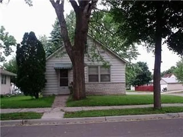 400 4th Ave S, South Saint Paul, MN 55075