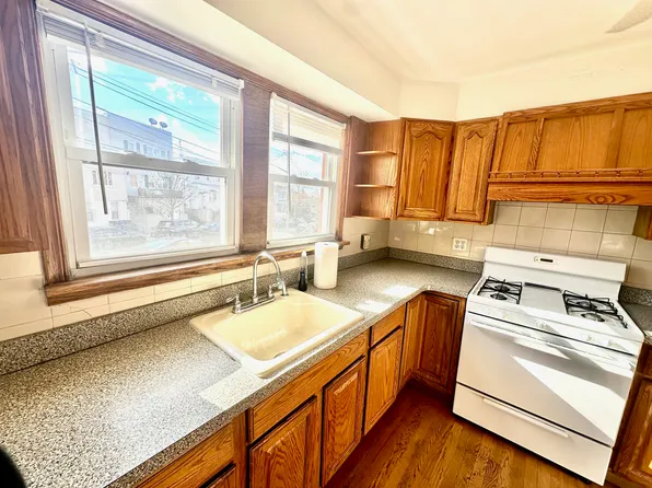 66-35 Jay Avenue image 9 of 22