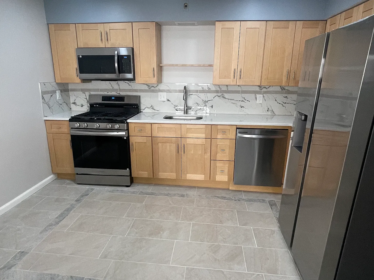3 bed, 1500 sqft, $3,900 — Photo 3