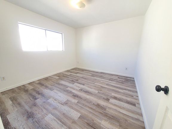 4th image of 1803 W 77th St APT 6