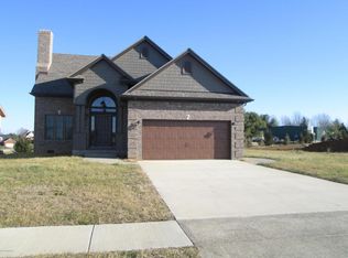 147 Remington Dr, Bardstown, KY 40004