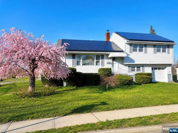 477 Chestnut Ave, South Hackensack, NJ 07606