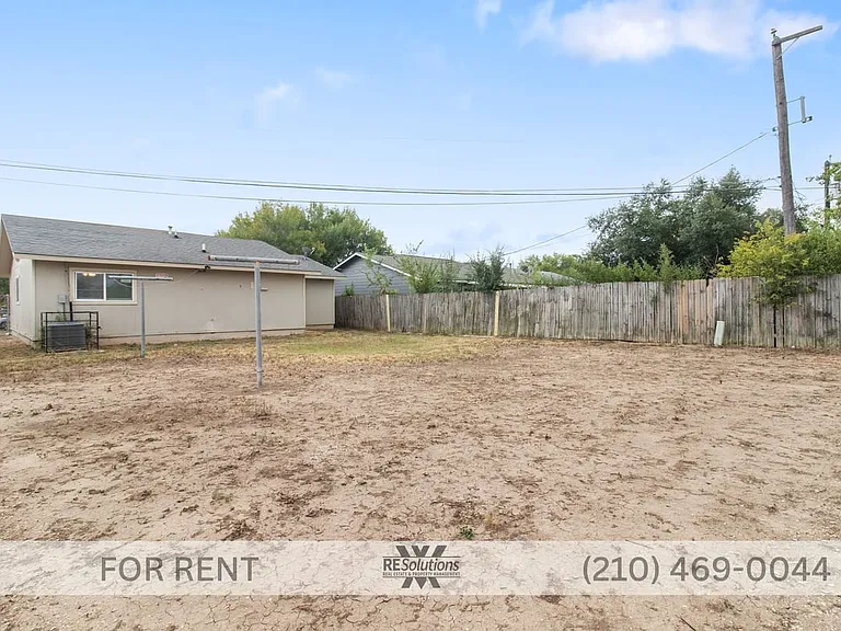 1523 Noble Oak Dr — Photo 18