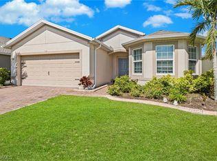 3459 Acapulco Cir, Cape Coral, FL 33909