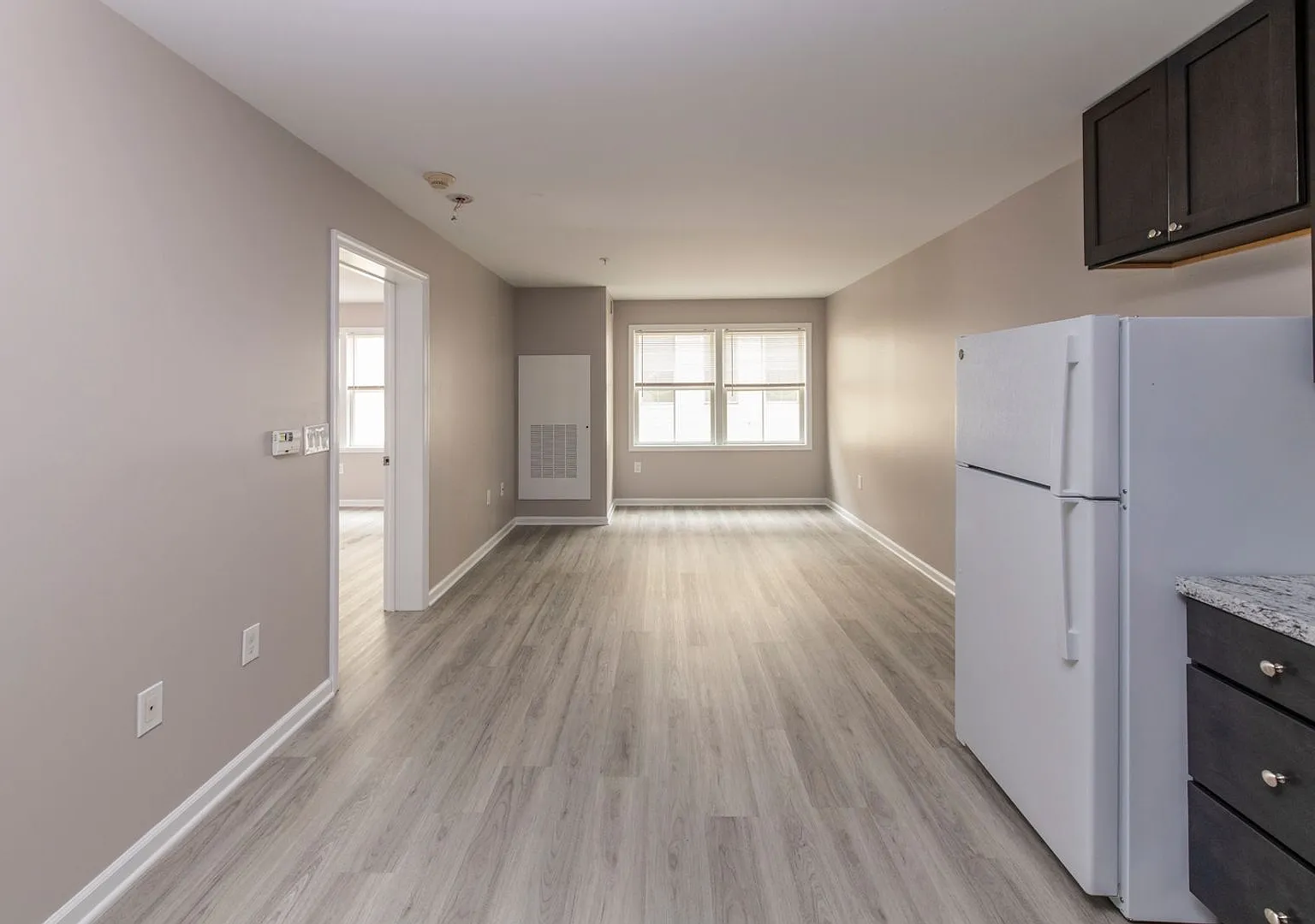 Midtown Apartments — Photo 1