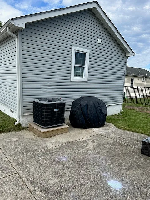 2 bed, 792 sqft, $2,300 — Photo 3