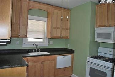 5th image of 5159 Edenhurst Rd