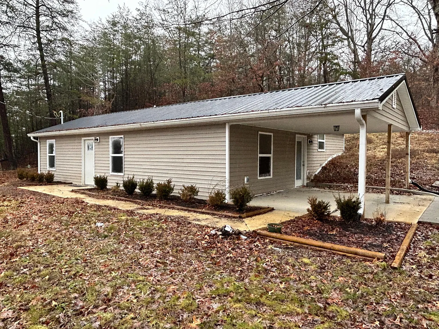 119 Tower Ln — Photo 2