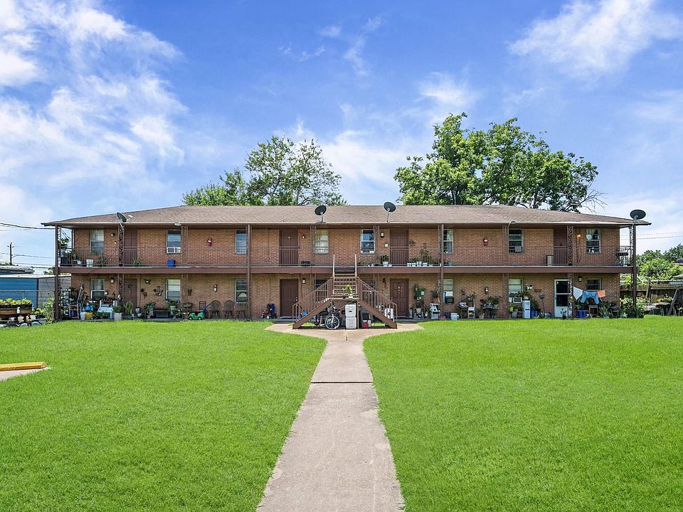 1st image of 1306 3rd St APT 8