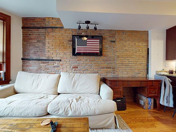 3rd image of 661 Tremont St APT 2