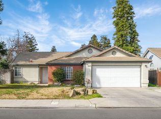 2413 N Sonora Ave, Fresno, CA 93722