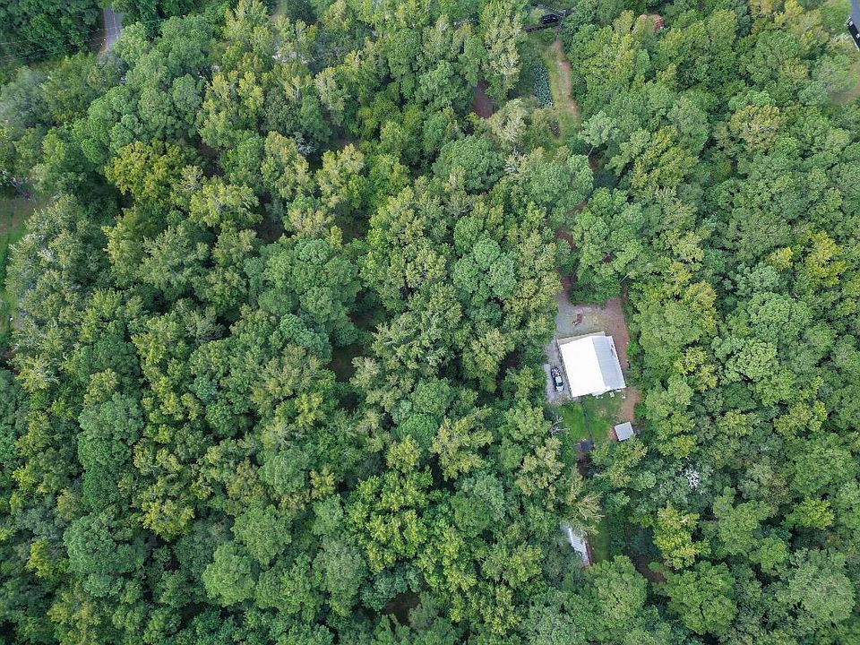 2nd image of 511 Mercantile Rd