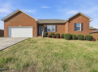 205 Farmington Dr, Greeneville, TN 37743