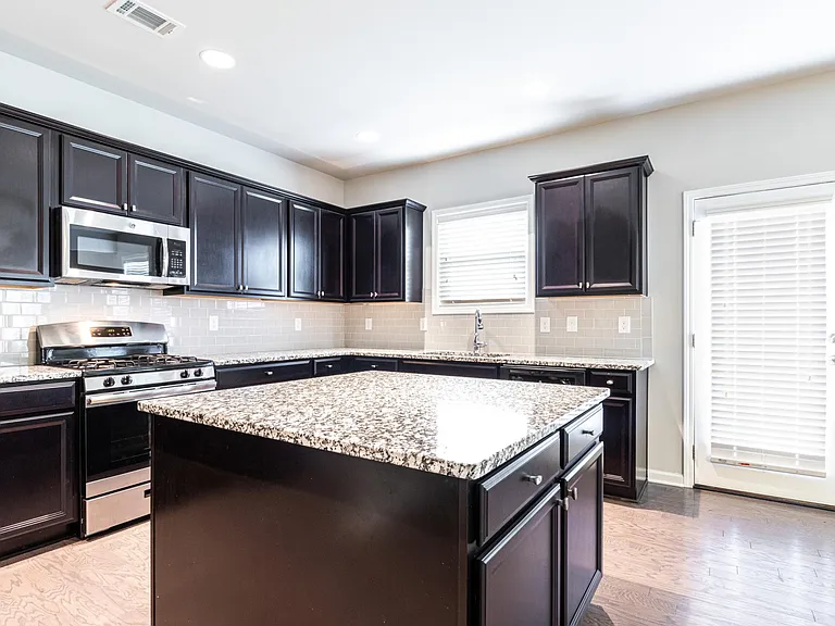 5780 Rialto Way — Photo 13
