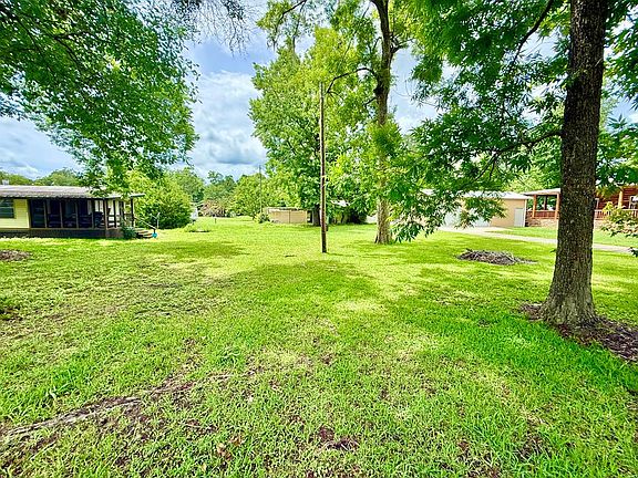 5th image of 633 Byrd Parker Dr