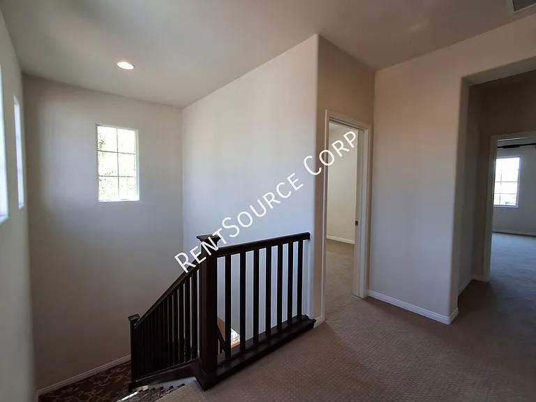 24310 Las Palmas St — Photo 25