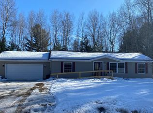 314 Division St, Roscommon, MI 48653