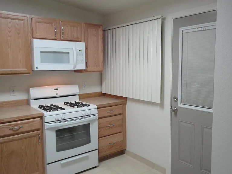 KITCHEN DOOR TO BACK PORCH