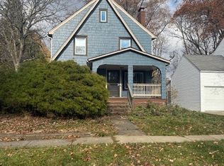 4009 Rosemond Rd, Cleveland Heights, OH 44121