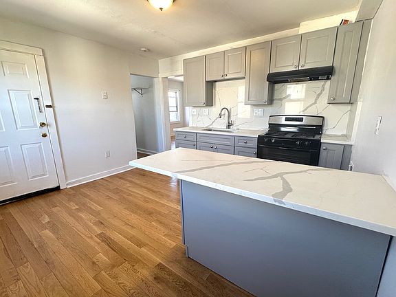 4th image of 43 Wilcock St APT 3