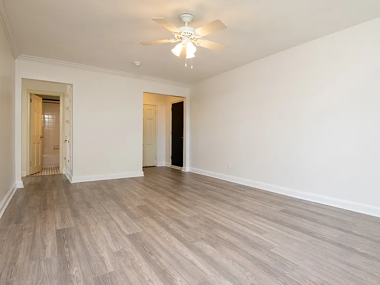 3937 S St SE #308 — Photo 3