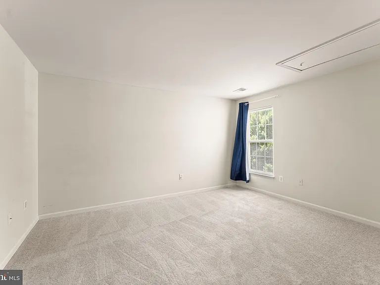8309 Double Eagle St — Photo 49