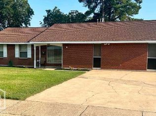 2002 E 10th Ave, Pine Bluff, AR 71601