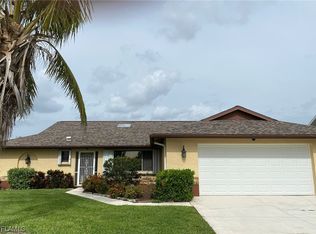 2133 SE 19th Ave, Cape Coral, FL 33990