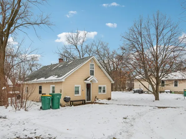 11471 W Leland Ave, Beach Park, IL 60099