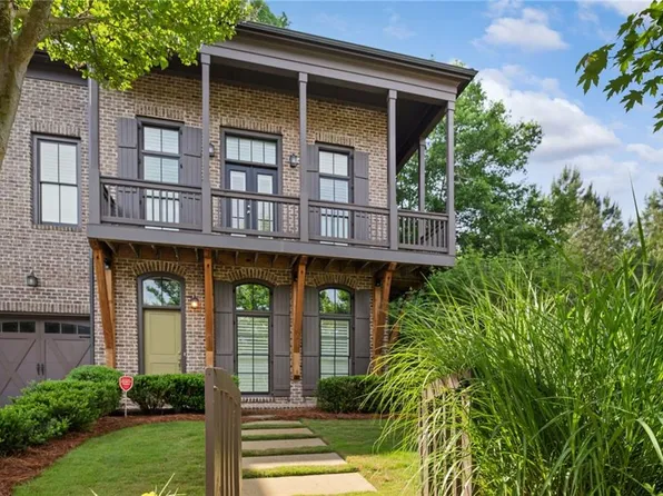 5939 Bond St, Cumming, GA 30040