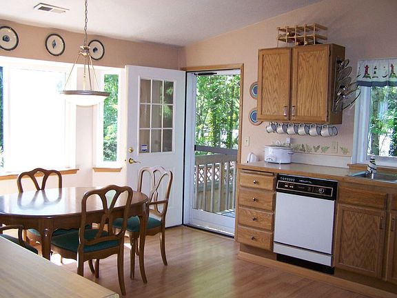 5th image of 2215 Blossomwood Ct NW