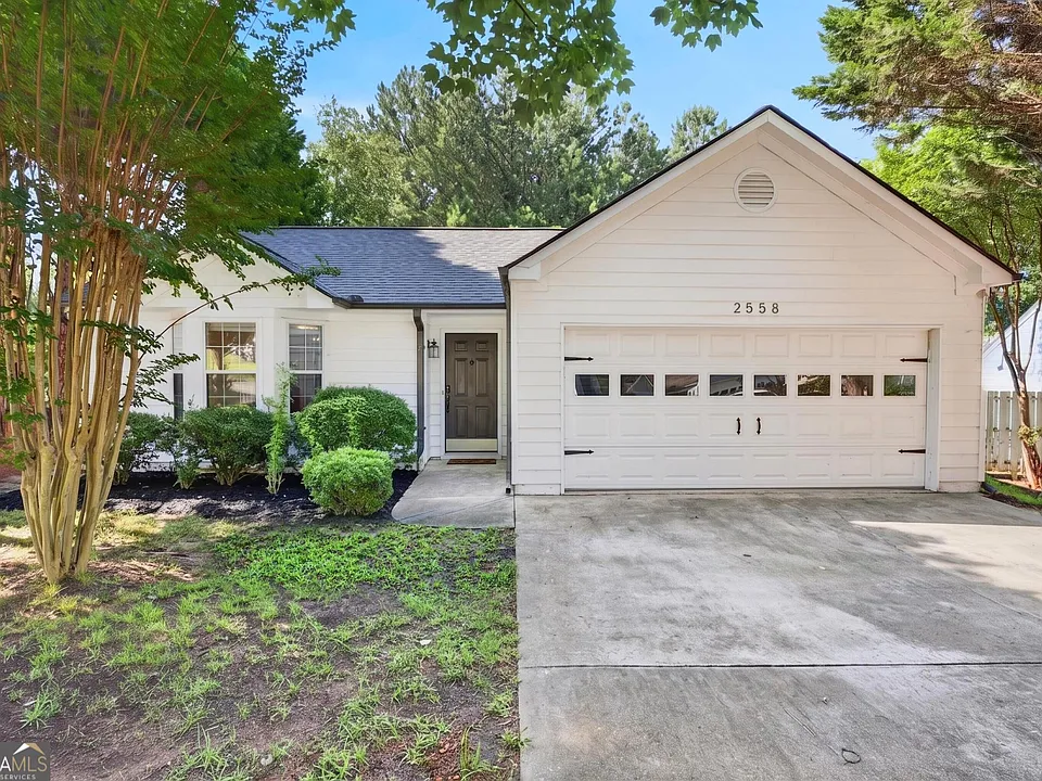 2558 Candlewood Way