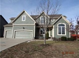 4518 Grove St, Shawnee, KS 66226