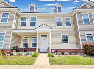 605 Atkinson Dr, Hinesville, GA 31313