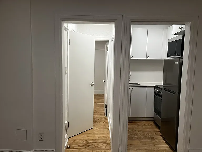 143 Arlington Ave — Photo 3