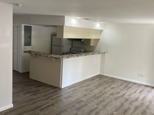 781 N Gardenview Ter #781