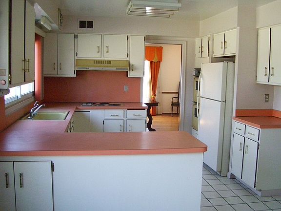 4th image of 22450 Shevington Dr