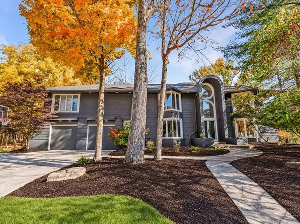 294 Glen Village Ct, Powell, OH 43065