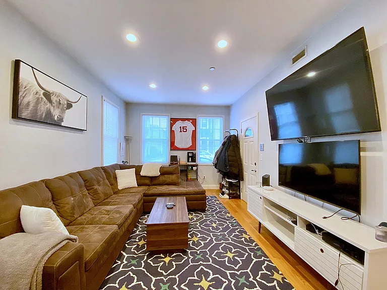 77 F St #1 — Photo 5
