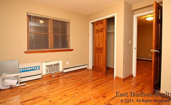 2nd image of 2840 29th St #2