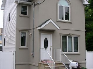 21 Topping St, Staten Island, NY